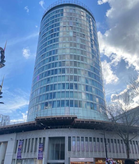 Centre, 2-bedroom Apartment, Birmingham
